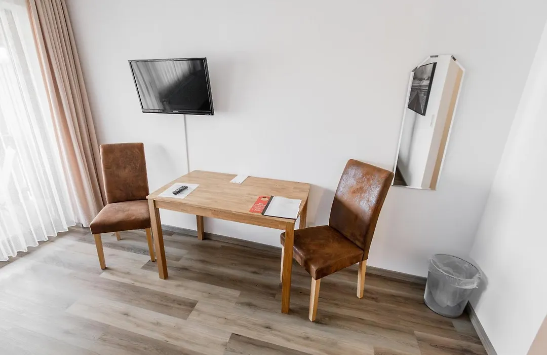 Hotel-Restaurant Zum Schwalbennest-1